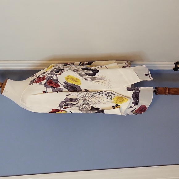 CITRON Top Blouse Silk Ivory Floral Yellow Black Small Layered Crane Birds - Picture 3 of 5